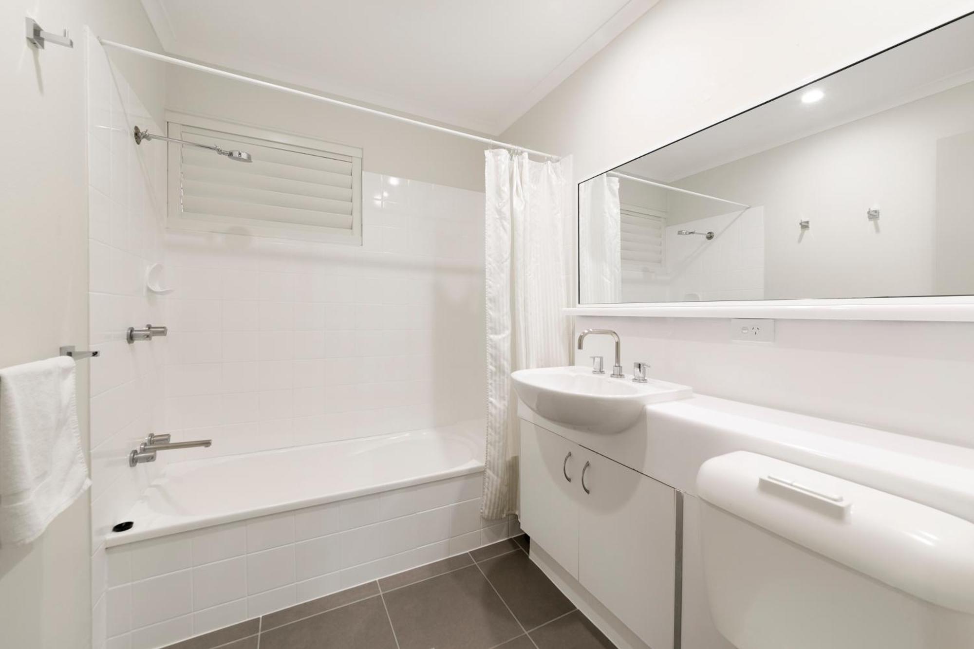 Mt Ommaney Hotel Apartments Brisbane Dış mekan fotoğraf