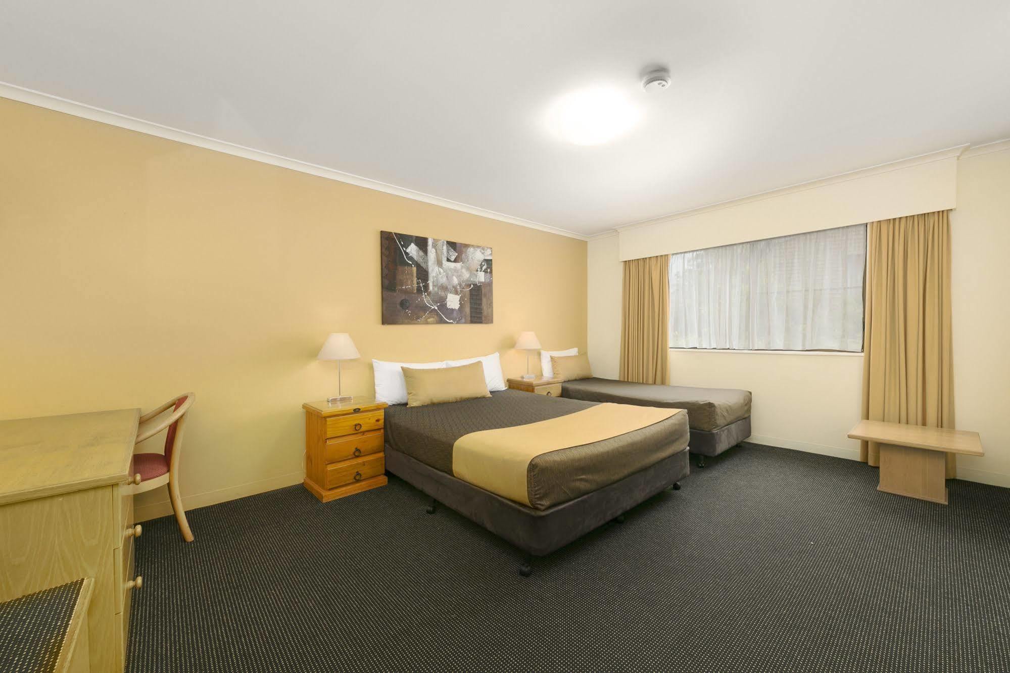 Mt Ommaney Hotel Apartments Brisbane Dış mekan fotoğraf