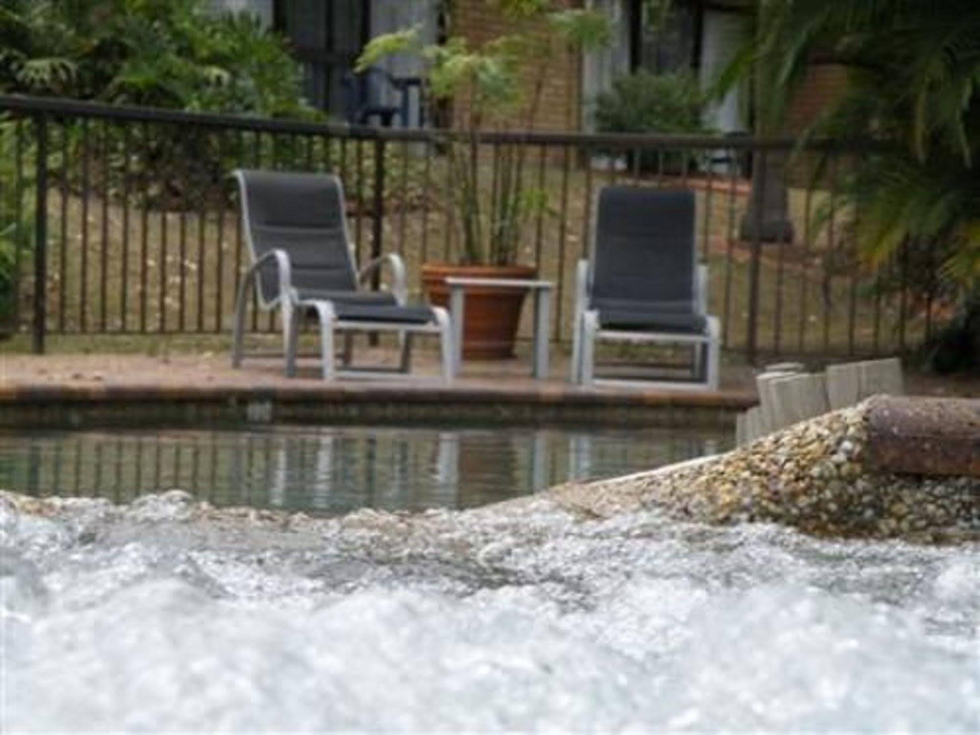 Mt Ommaney Hotel Apartments Brisbane Dış mekan fotoğraf